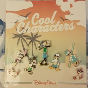 Disney Pin Set NWT
